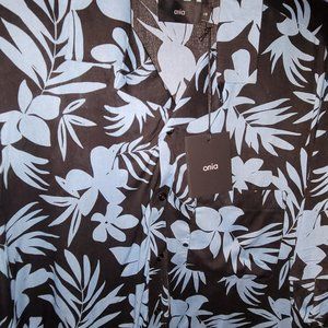 Beautiful Soft Lightweight Cotton NWT Onia Vacation Short Sleeve Shirt